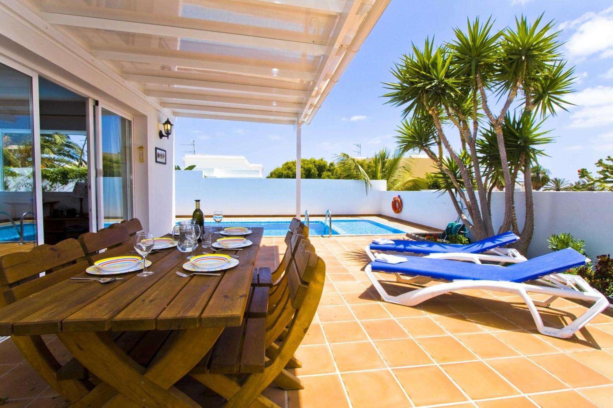 Lovely Los Mojones Villa Casa Jasmine Heated Pool Short Walk To Beach Puerto Del Carmen Puerto del Carmen  Ngoại thất bức ảnh